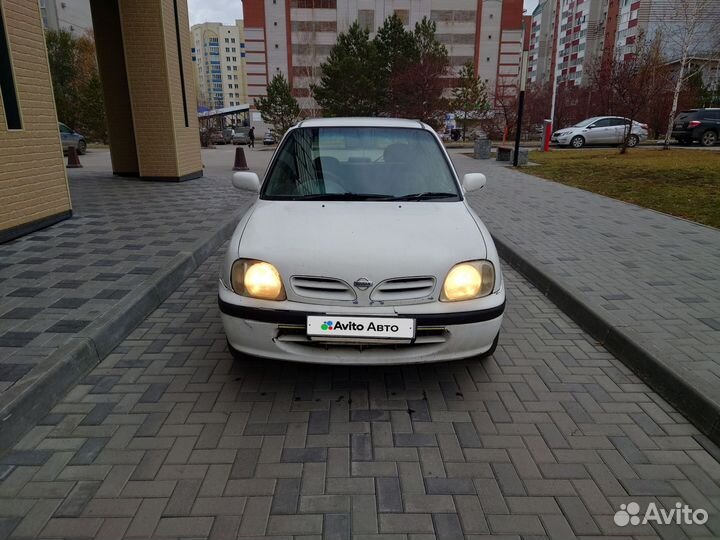 Nissan March 1.0 AT, 2000, 250 000 км