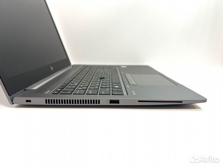 HP Zbook 15u i7 Radeon Pro 4GB 32GB 512GB+Dock