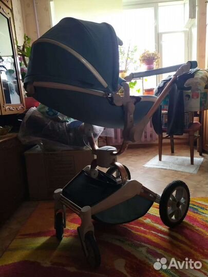 Прогулочная коляска hot mom