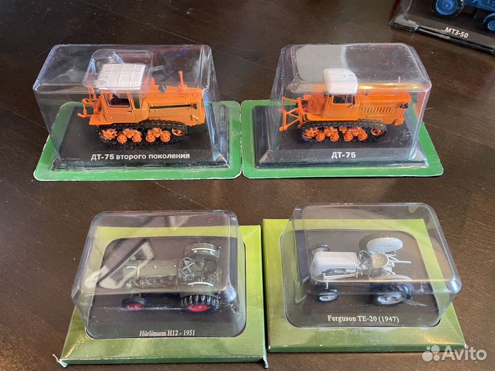 Модель трактора 1:43 Ашет