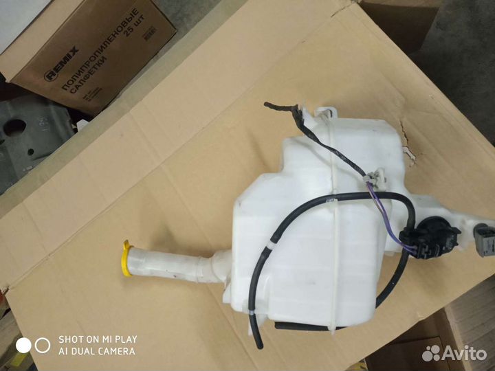 Бачок омывателя mazda 3 bk.Бачок омывателя Мазда 3