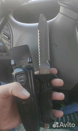 Нож для дайвинга