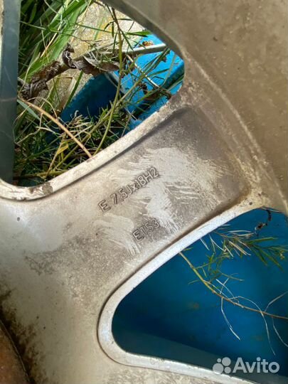 Колеса в сборе r18 зимние