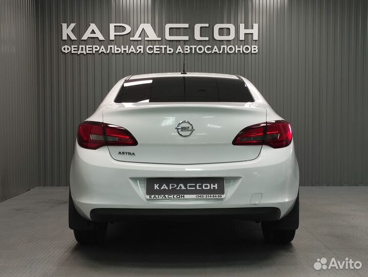 Opel Astra 1.6 МТ, 2013, 101 000 км