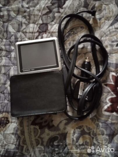 Навигатор в автомобиль garmin nuvi