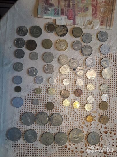 Значок монеты