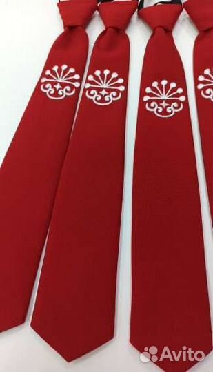 Галстук с орнаментом