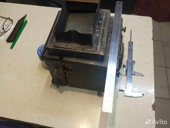 Старинный фотоаппарат