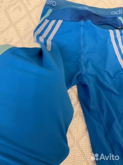 Одежда для спорта на девочку 12/14 лет