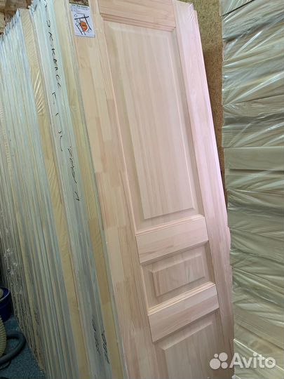 Двери межкомнатные из массива сосны