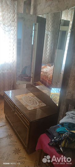Шкаф распашной