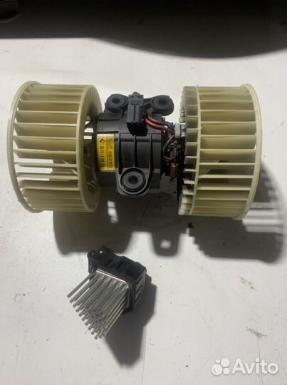 Моторчик печки с резистором BMW 5 Е39