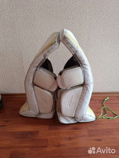 Вратарские щитки bauer vapor x 900