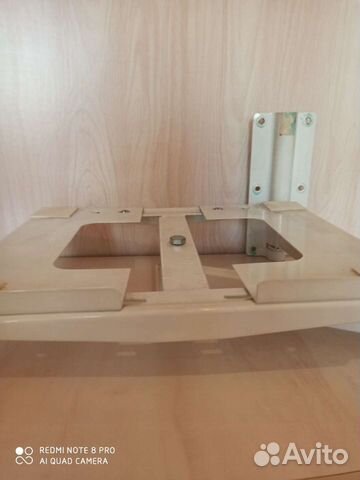 Полка под телевизор