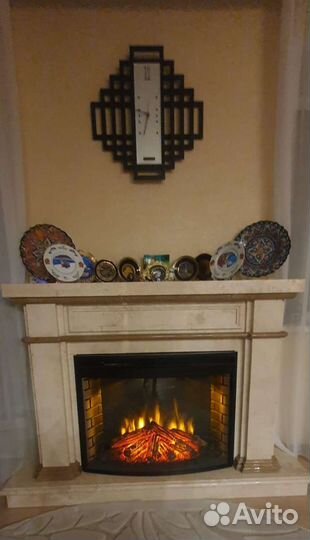 Камин из натурального мрамора