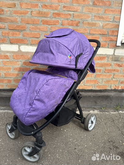 Прогулочная коляска