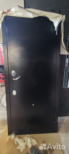 Дверь входная металлическая