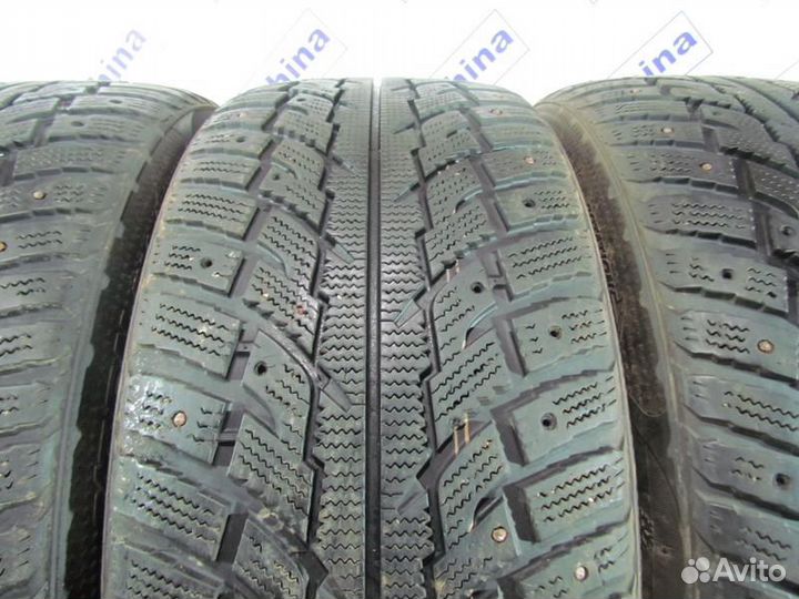 Kumho I'Zen RV Stud KC16 265/50 R20 88R
