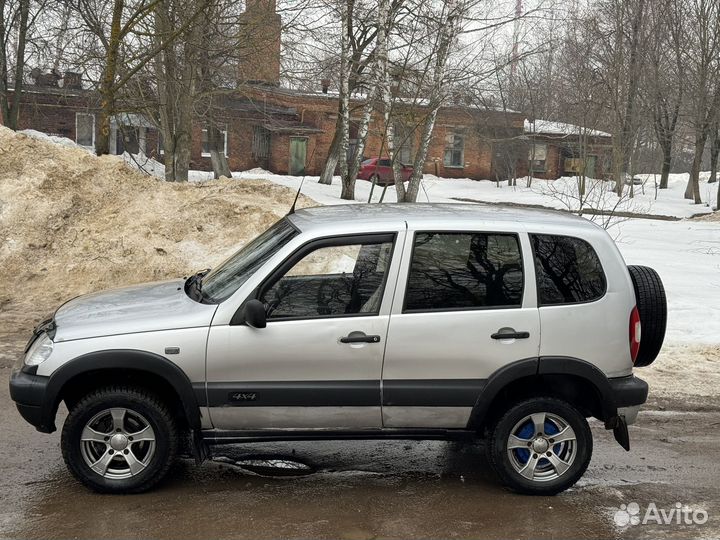 Chevrolet Niva 1.7 МТ, 2003, 150 000 км
