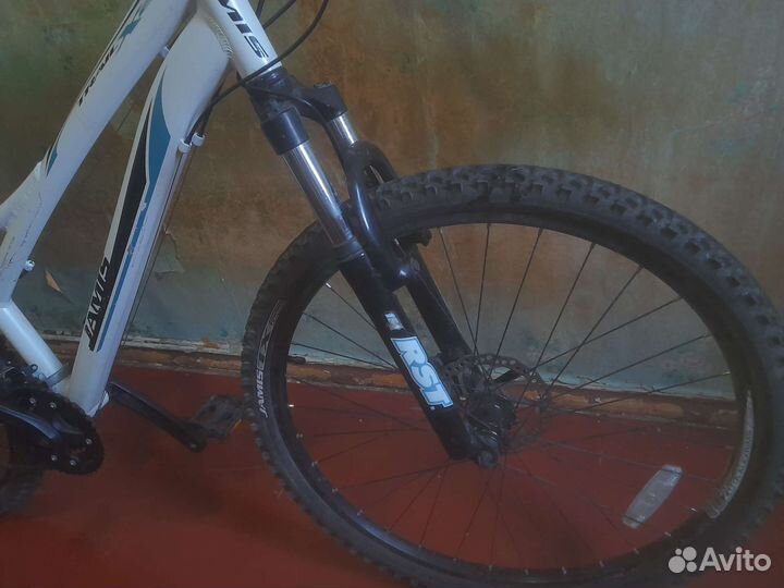 Велосипед Jamis Trail X2