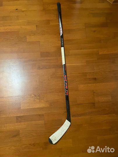 Клюшка хоккейная