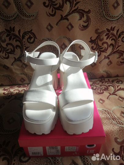 Продам туфли 39 размер