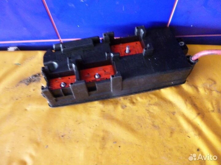 Блок предохранителей Опель Вектра Opel Vectra Ц C