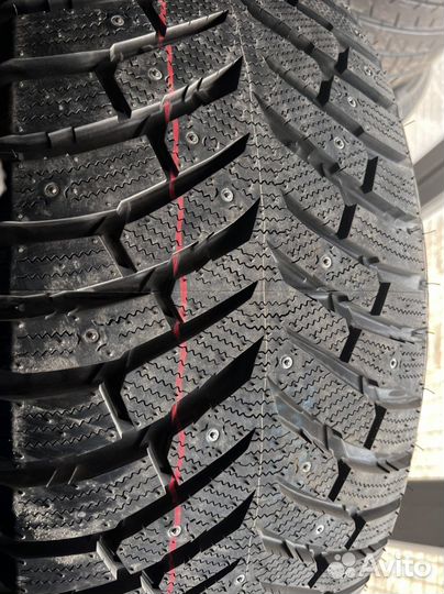 Toyo Observe Ice-Freezer 285/45 R22