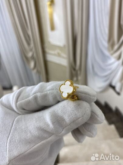 Серьги van cleef