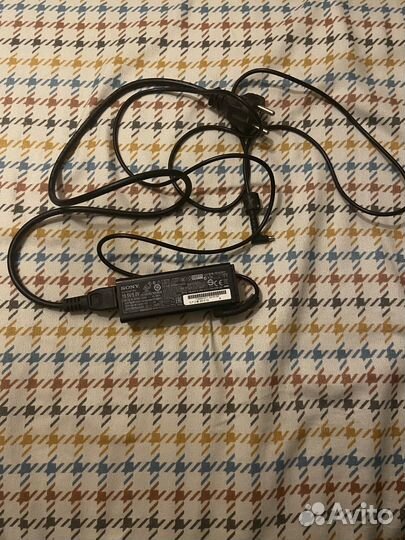 Зарядное устройство sony