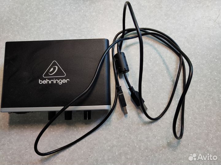 Behringer u phoria umc22