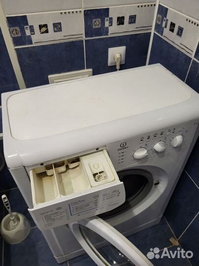 Стиральная машина бу indesit