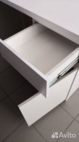 Стол с тумбой,белый,120х60 стиль икеа, с выставки
