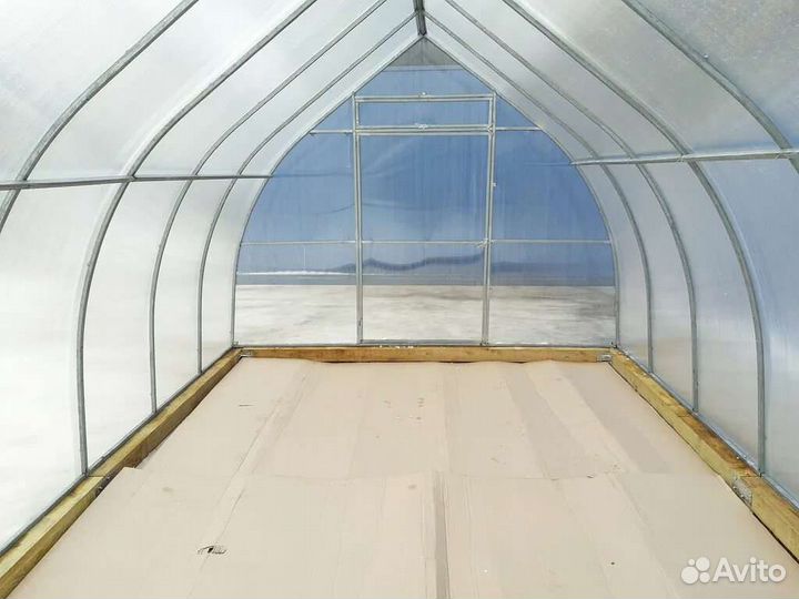 Теплицы от производителя с поликарбонатом