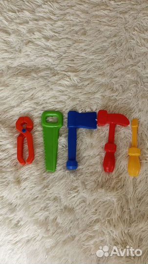 Игрушечный инструмент