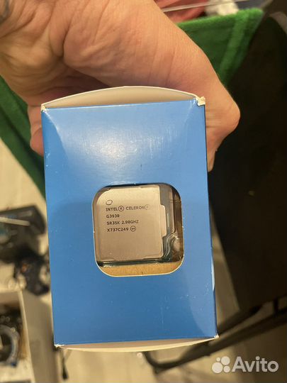 Процессор intel celeron g3930 бокс lga1151