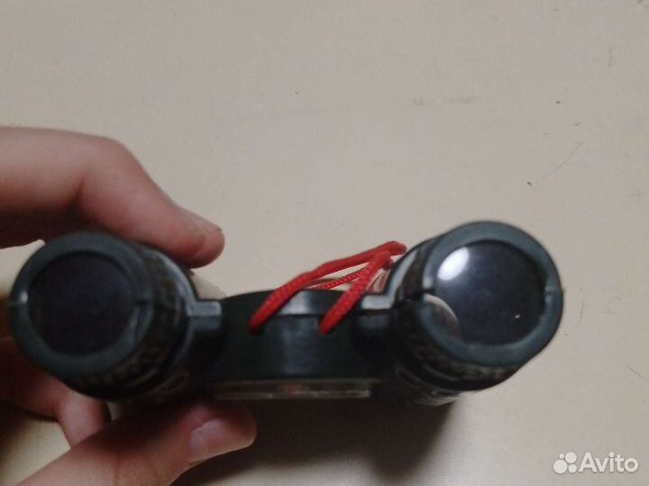 Игрушечный бинокль