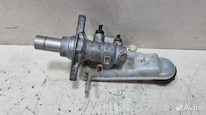 Цилиндр тормозной главный Ford Focus III 2011