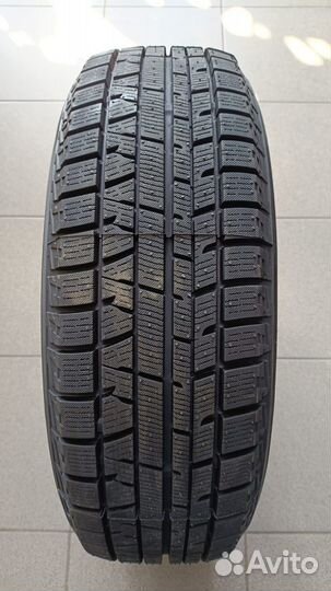 Yokohama Ice Guard IG50+ 215/65 R16