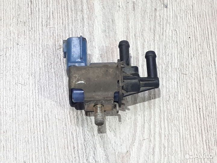 Клапан вакуумный Nissan almera classic B10