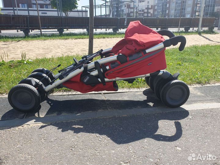 Прогулочная коляска трость Chicco
