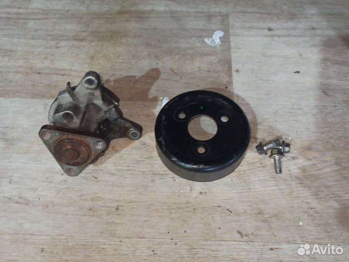 Помпа Ford Focus 2 qqdb 2007