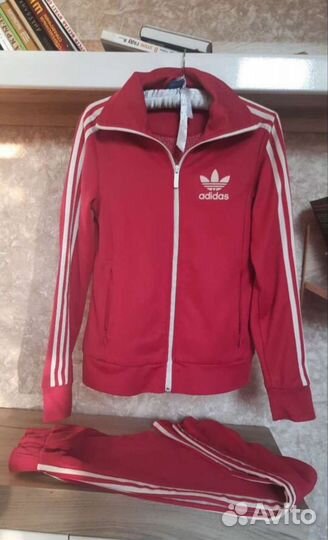 Спортивный костюм женский adidas