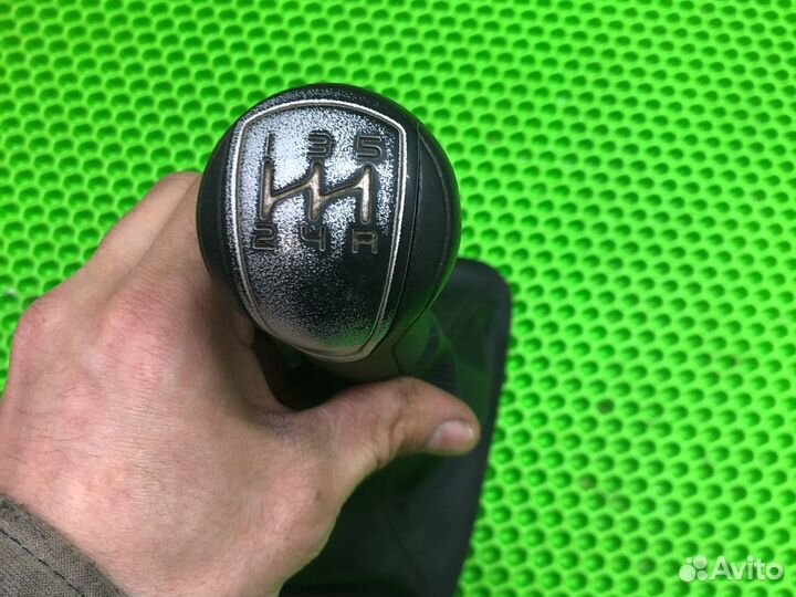 Чехол ручка кпп granta калина2