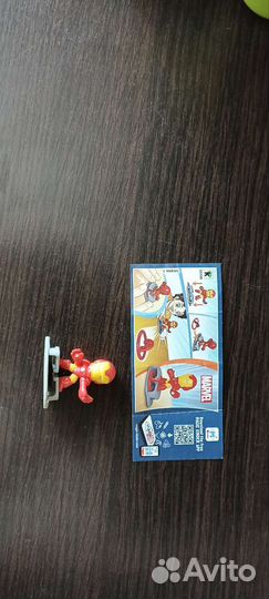 Игрушка из киндер сюрприз