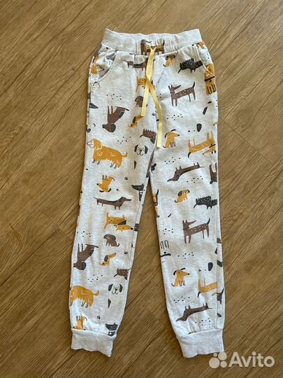 Утепленный спортивный костюм, р. 134