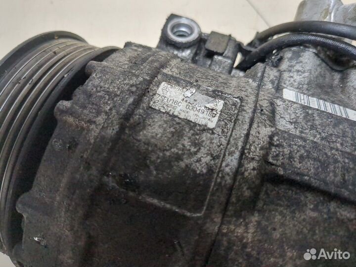 Компрессор кондиционера Mercedes C W203, 2002