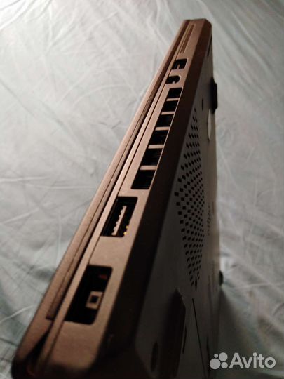 Thinkpad T460 i5-6300u, DDR16 gb, ssd512gb