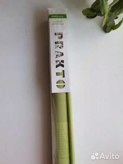 Рулонная штора новая, с Комплектом крепления