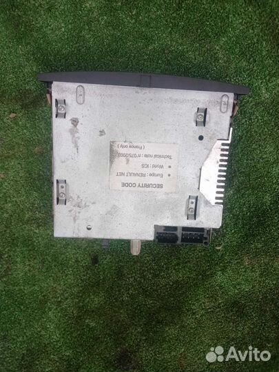 Штатная магнитола Renault Scenic 2